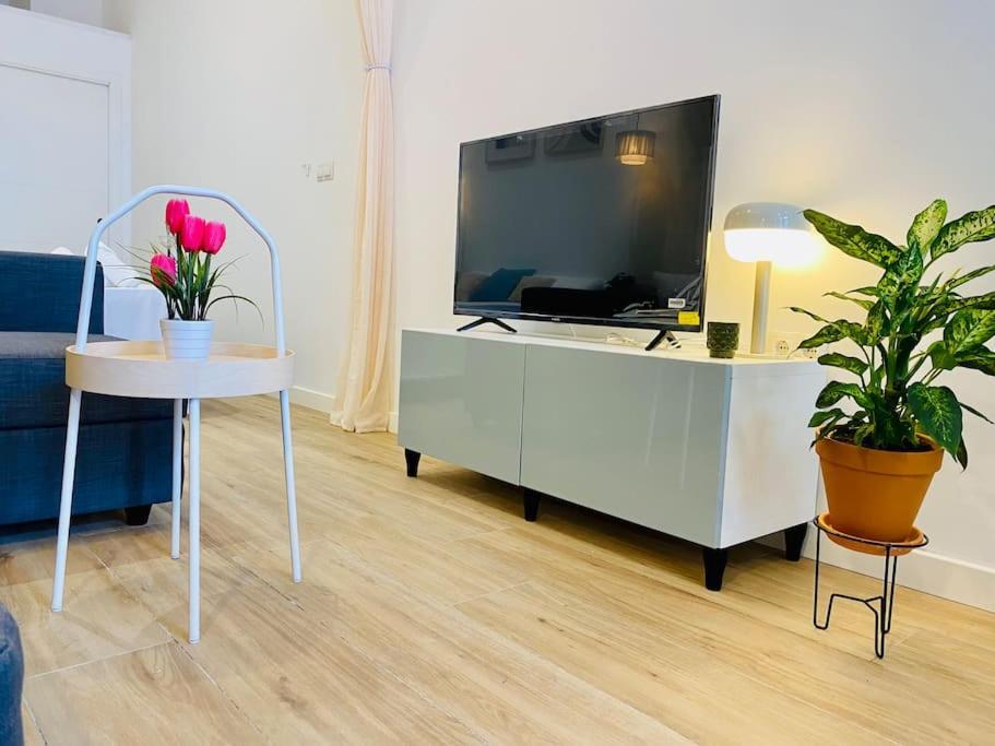 Relaxing Beachside Cabanyal Loft Valencia Eksteriør billede
